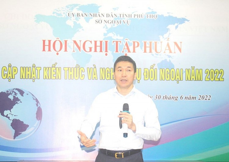 Phú Thọ: Bồi dưỡng, cập nhật kiến thức và nghiệp vụ đối ngoại cho gần 100 học viên