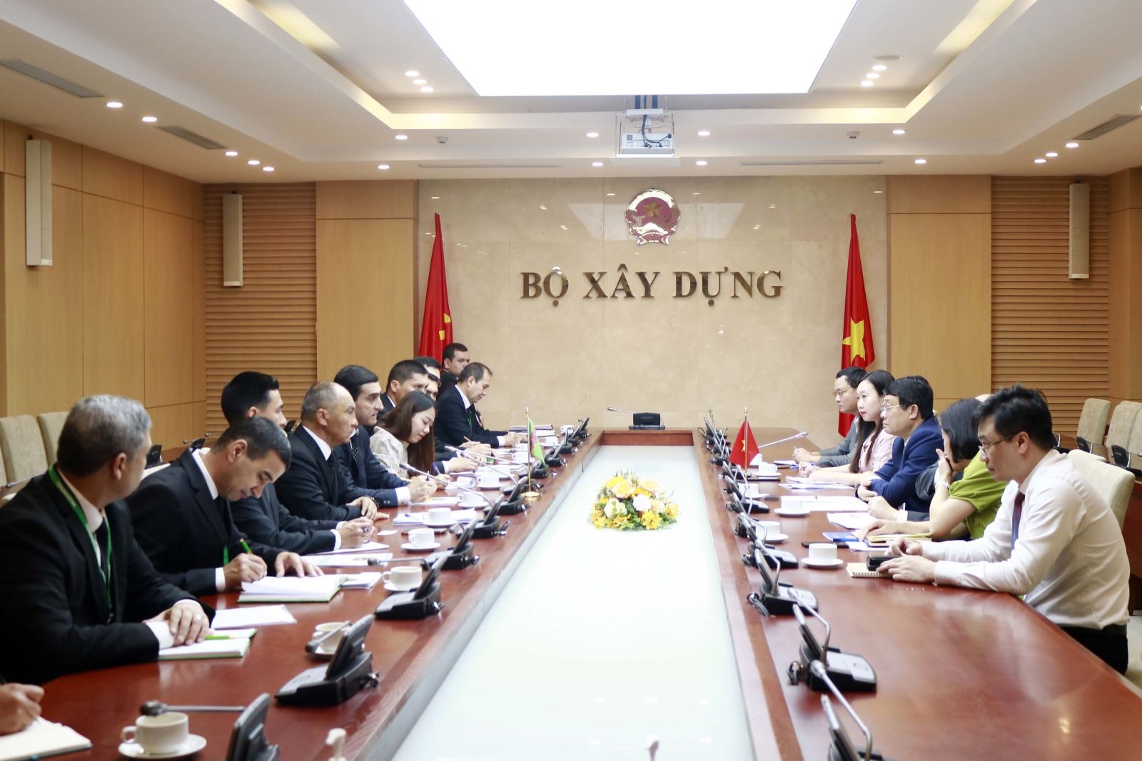 Thúc đẩy hợp tác giữa Việt Nam và Turkmenistan trong lĩnh vực xây dựng và thương mại