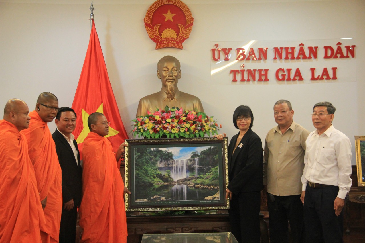 Gia Lai và Ratanakiri (Campuchia) tăng cường hiểu biết qua kênh tôn giáo