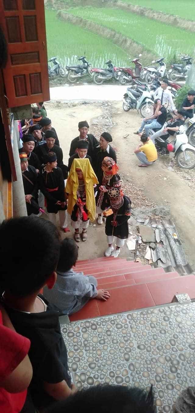Độc đáo nghi thức đám cưới của người Dao quần trắng ở Yên Bái