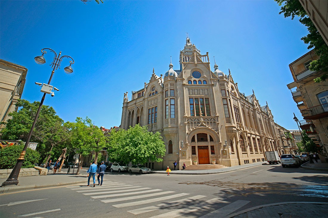 Azerbaijan: 9 địa điểm du lịch nổi tiếng ở Thủ đô Baku
