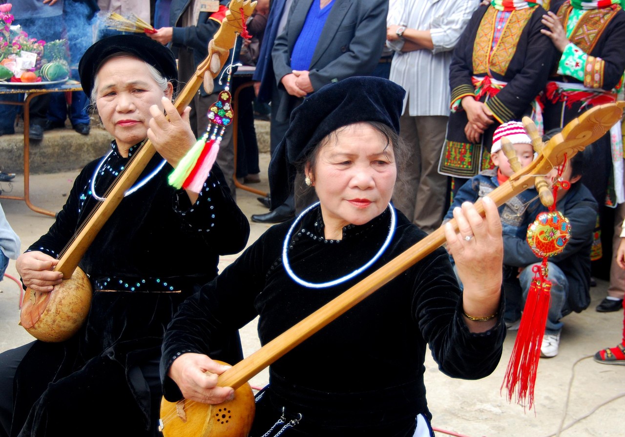 Trang phục dân tộc Tày