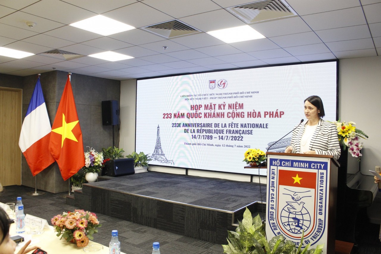 Bà Emmanuelle Pavillon-Grosser- Tổng Lãnh sự Cộng hòa Pháp tại TP.HCM phát biểu tại sự kiện