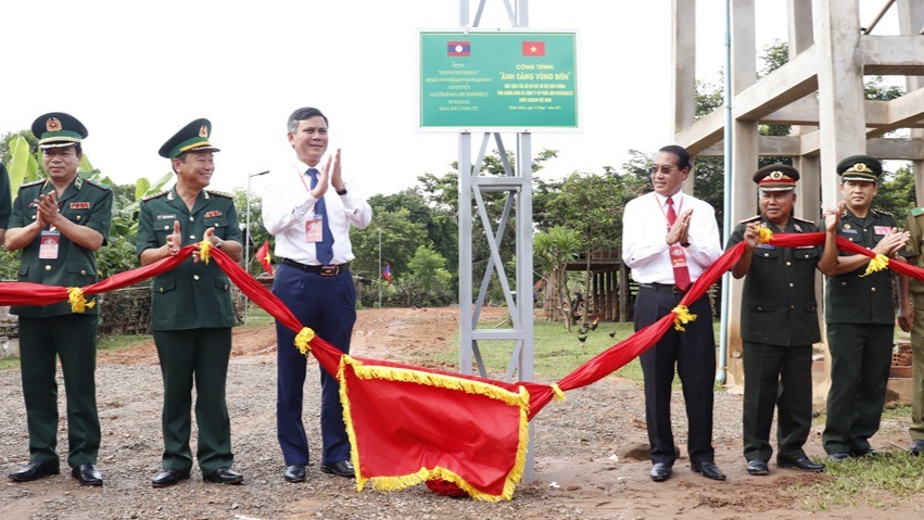 Nhiều hoạt động giao lưu hữu nghị, thắm đậm tình nghĩa giữa Bộ đội Biên phòng Việt Nam - Lào