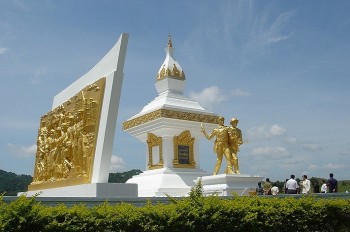 Những công trình tưởng niệm liệt sĩ Việt Nam trên đất Lào