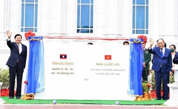 Những chuyến thăm vun đắp tình hữu nghị vĩ đại Việt - Lào