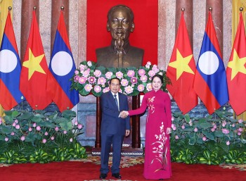 tiep tuc vun dap va khong ngung cung co moi quan he huu nghi vi dai viet lao