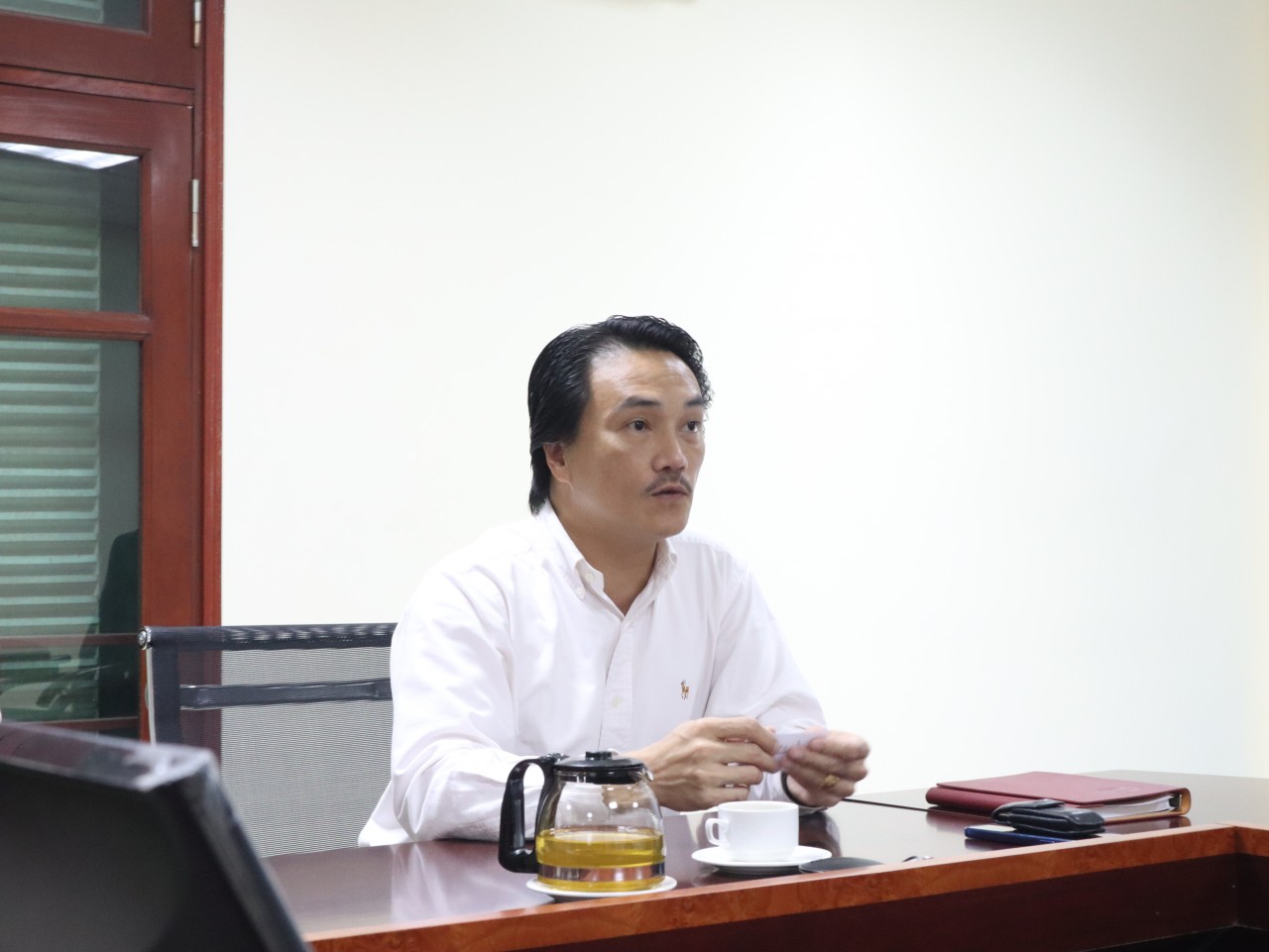 ông Lê Trung Hiếu, Phó Trưởng ban Ban Á Phi phát biểu tại buổi làm việc. ông Lê Trung Hiếu, Phó Trưởng ban Ban Á Phi phát biểu tại buổi làm việc.