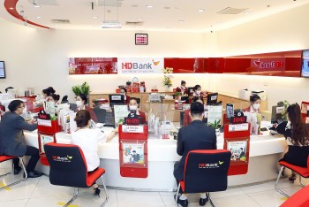 hdbank chuan bi chia co tuc ty le 25 uoc loi nhuan 6 thang vuot ke hoach