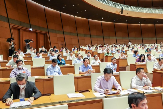 Hội nghị toàn quốc nghiên cứu, học tập, quán triệt Nghị quyết Hội nghị Trung ương 5, khóa XIII