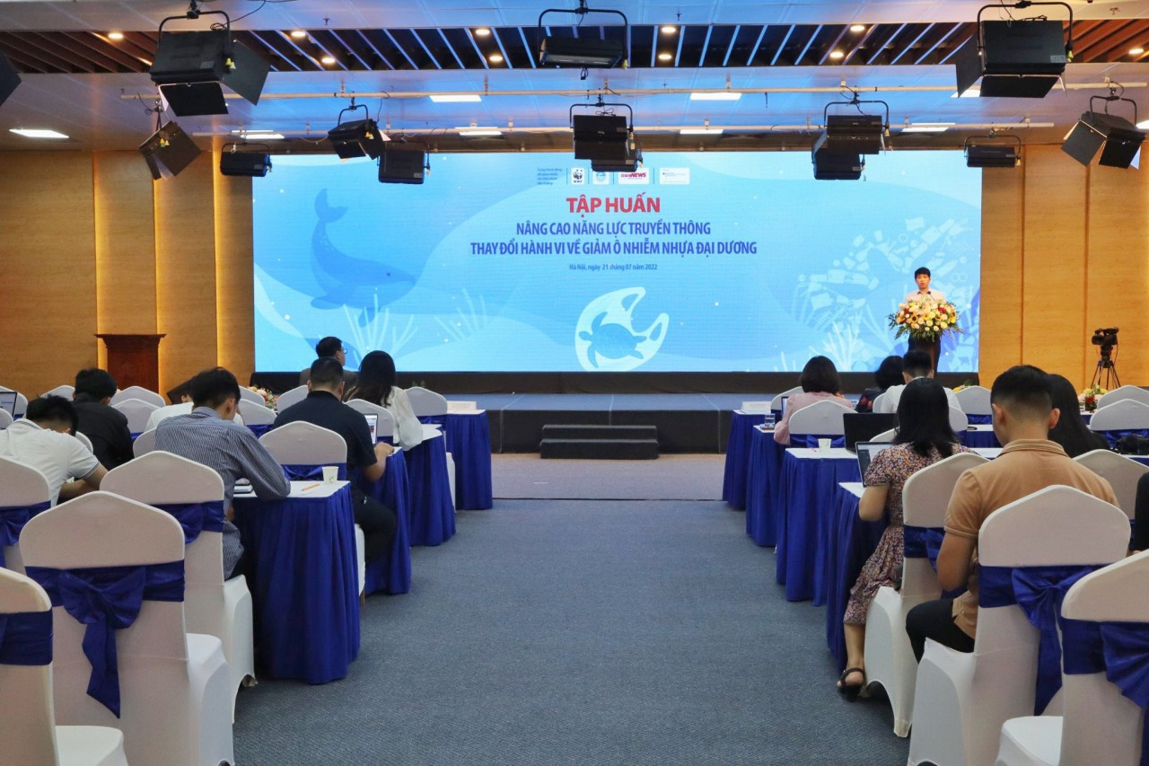 Quang cảnh buổi tập huấn với chủ đề: “Nâng cao năng lực truyền thông thay đổi hành vi về giảm thiểu rác thải nhựa đại dương”. (Ảnh: Hạnh Trần)