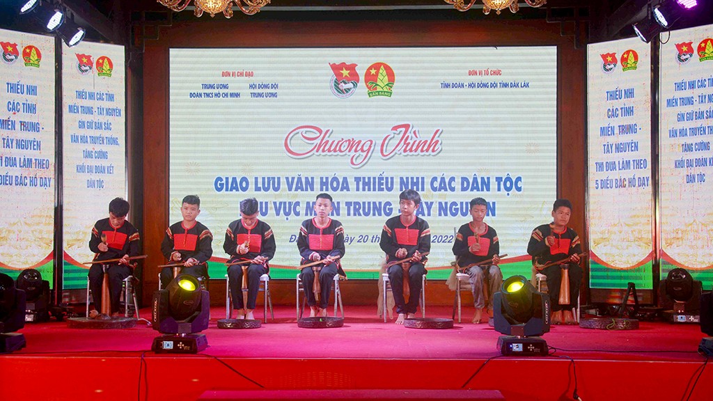 Hơn 200 thiếu nhi dự giao lưu văn hoá thiếu nhi các dân tộc khu vực miền Trung - Tây Nguyên