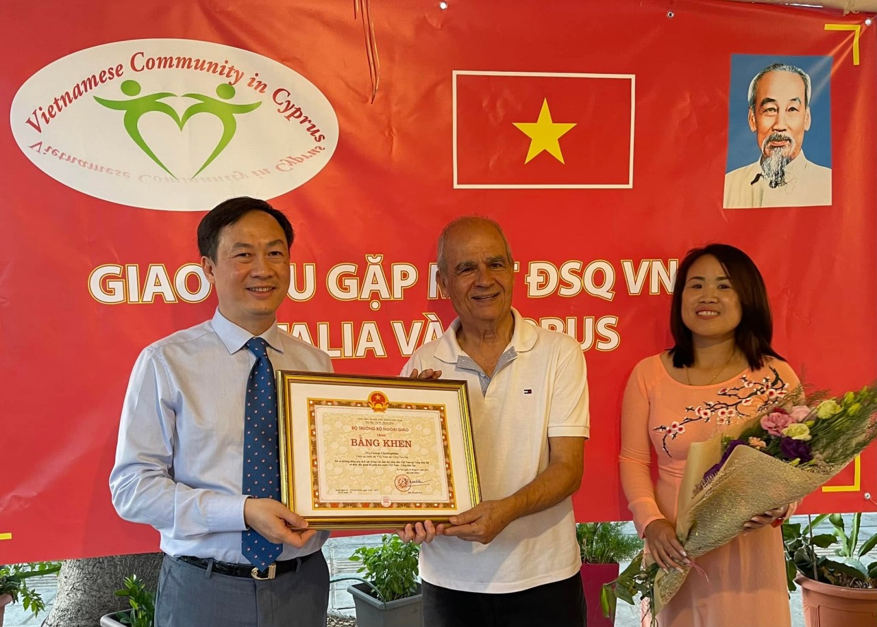 Bổ nhiệm Lãnh sự danh dự Việt Nam tại Cộng hòa Síp