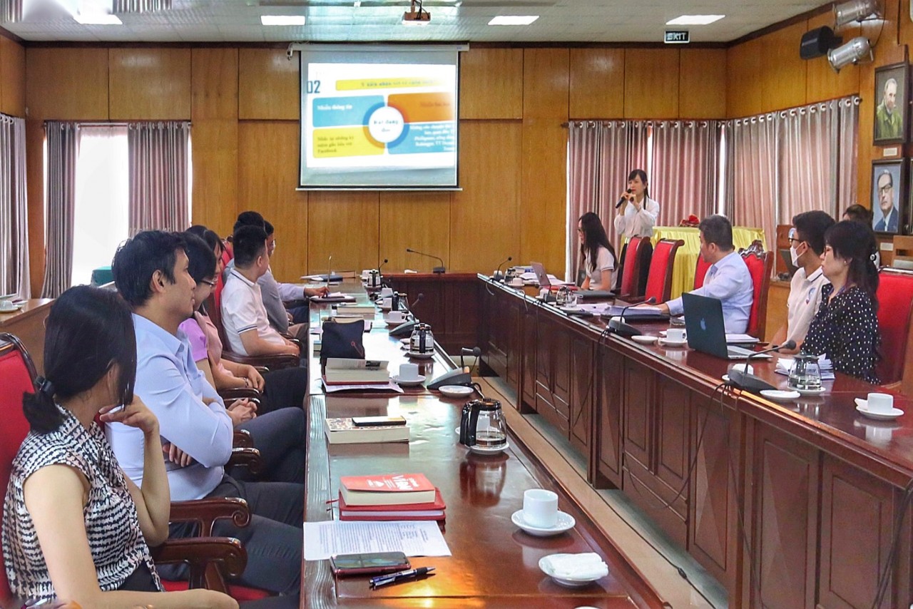 Thanh niên VUFO tích cực trong các hoạt động đọc và tìm hiểu sách