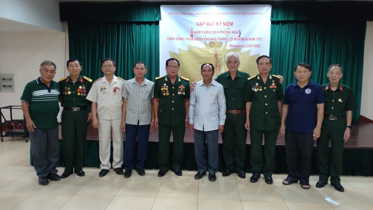 Gặp mặt kỷ niệm 50 năm chiến dịch phòng ngự Cánh Đồng Chum Xiêng Khoảng thắng lợi mùa mưa năm 1972