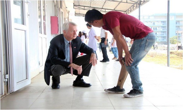 Bài 2: Từ chiến binh trở thành "Sứ giả hoà bình"