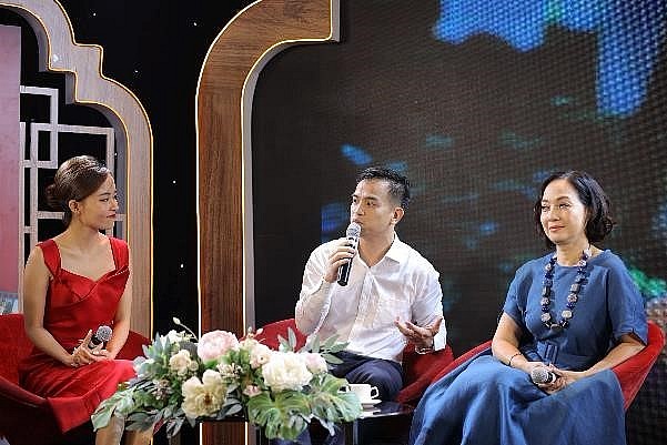 Gặp gỡ NSND Lê Khanh trong không gian kiến trúc Đông Dương trữ tình Gặp gỡ NSND Lê Khanh trong không gian kiến trúc Đông Dương trữ tình