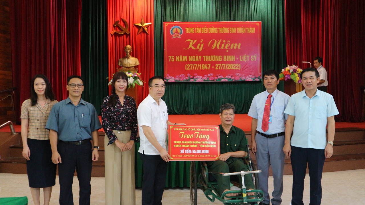 Đoàn công tác VUFO tri ân các thương binh tại Bắc Ninh