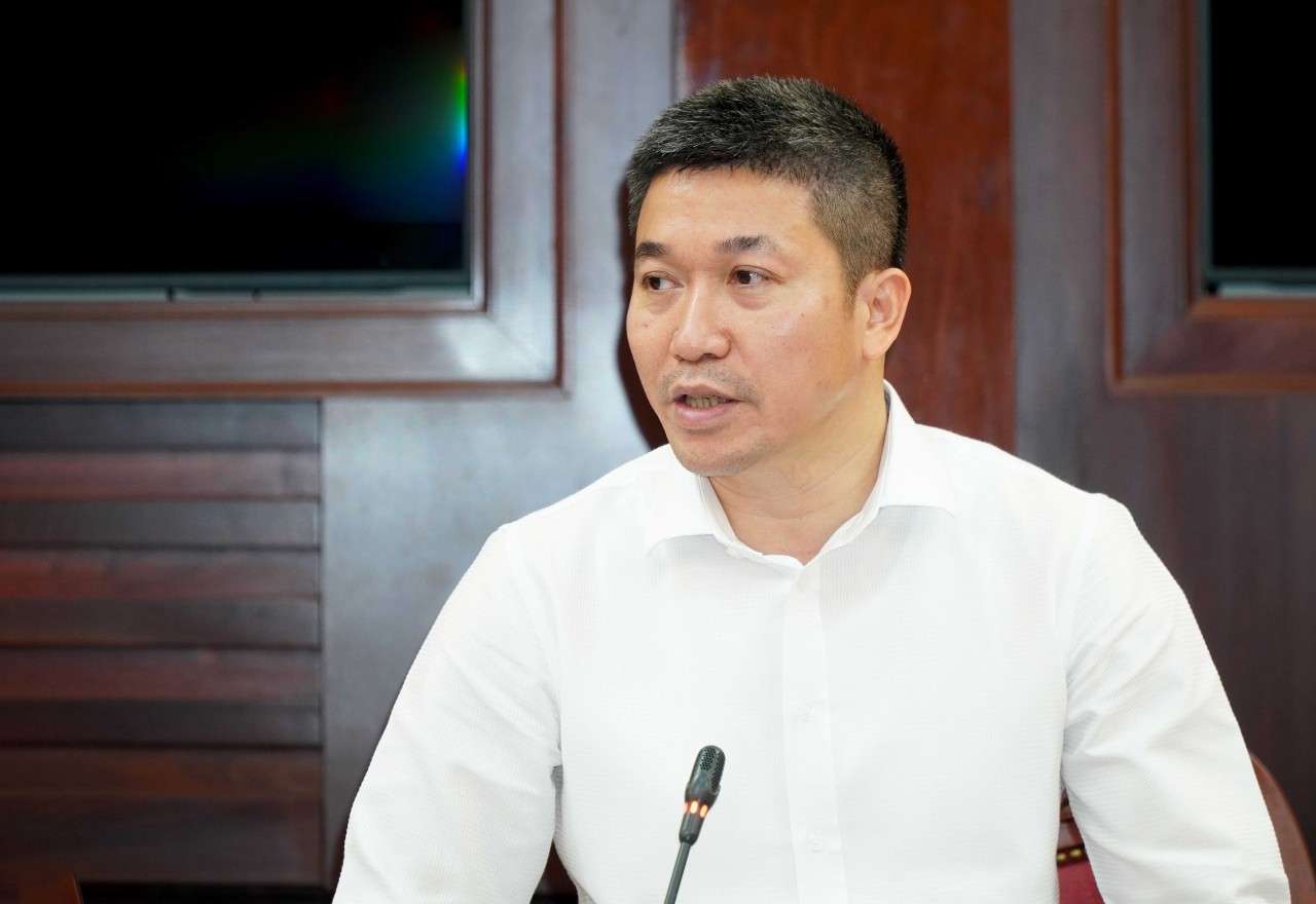 Đoàn công tác Ủy ban Công tác về các tổ chức phi chính phủ nước ngoài làm việc tại Bến Tre