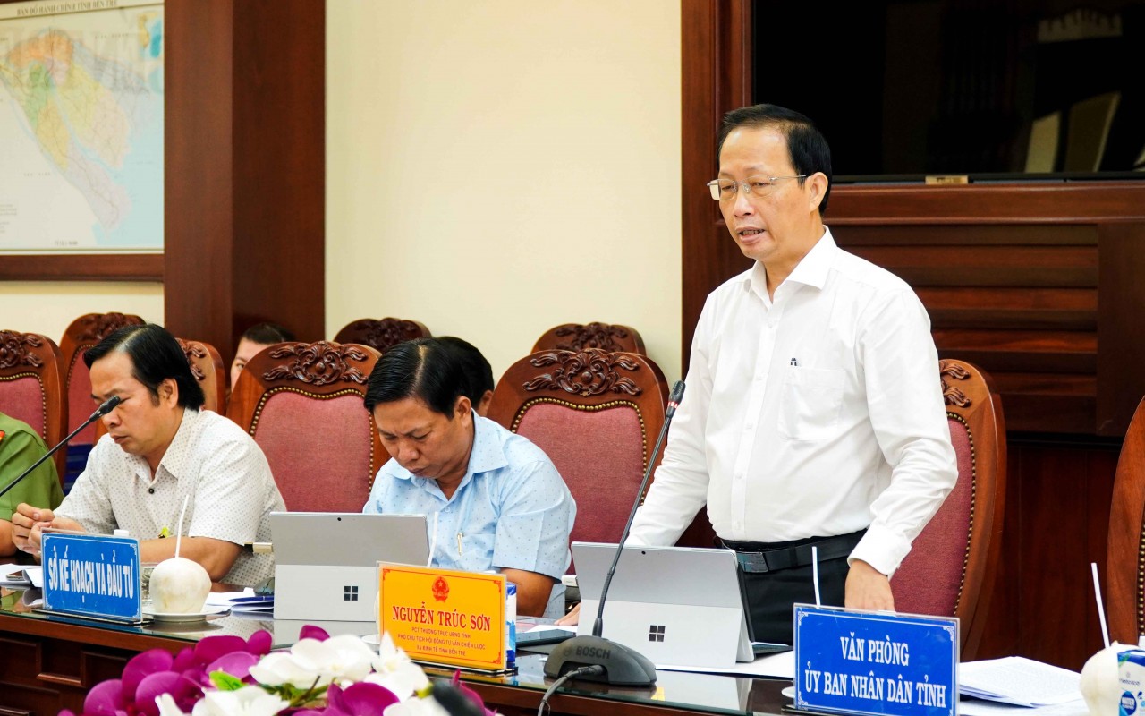 Đoàn công tác Ủy ban Công tác về các tổ chức phi chính phủ nước ngoài làm việc tại Bến Tre