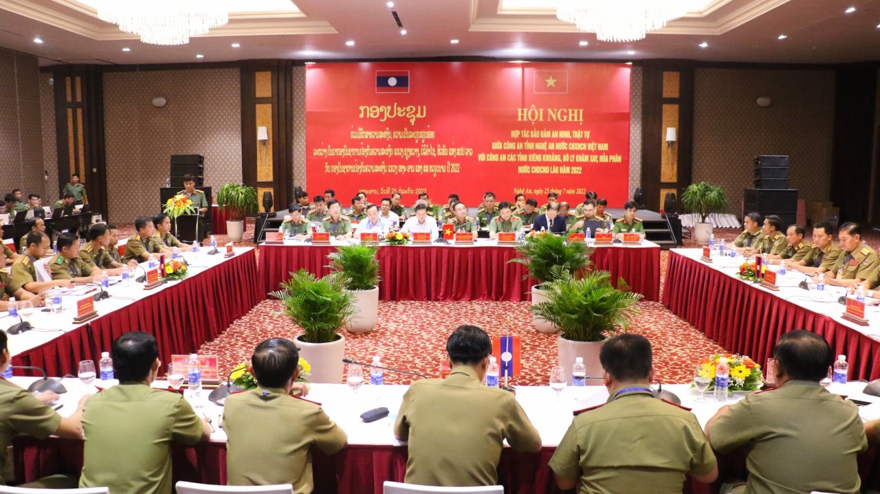 Nghệ An và 03 tỉnh nước bạn Lào tăng cường quan hệ hữu nghị, hợp tác bảo đảm an ninh trật tự