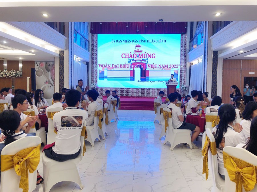 Trại hè Việt Nam năm 2022: Nhiều hoạt động ý nghĩa và trải nhiệm đáng nhớ trên quê hương Quảng Bình