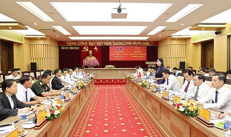 Tăng cường hợp tác hữu nghị giữa hai tỉnh Vĩnh Phúc và Luông Nậm Thà