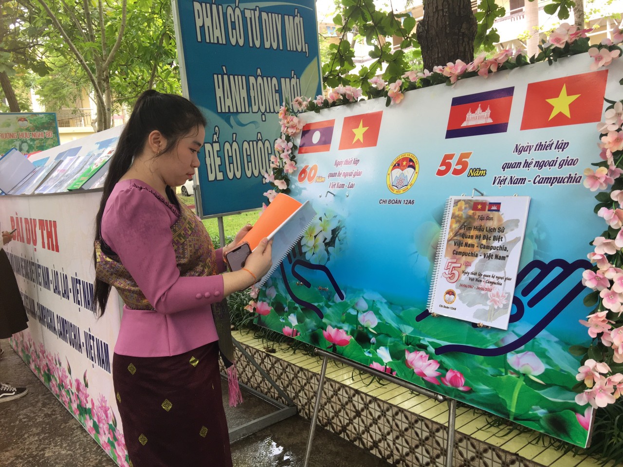 Trường Hữu nghị 80 tổ chức chuỗi hoạt động vun đắp tình hữu nghị 3 nước Việt - Lào - Campuchia