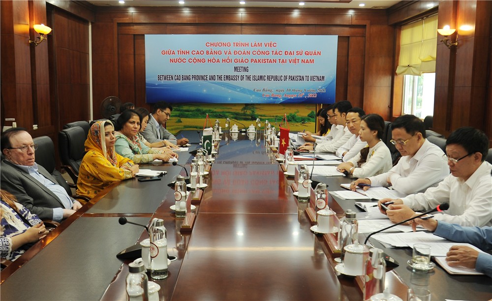 Quang cảnh buổi làm việc (Ảnh: Trang TTĐN tỉnh Cao Bằng).