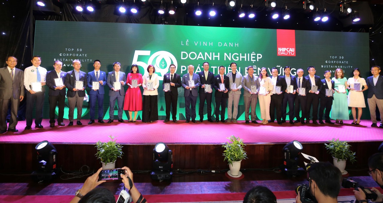 Được đánh giá cao về E-S-G, Vinamilk nhận giải phát triển bền vững 2022