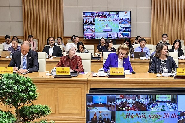 Thủ tướng: 9 nhóm giải pháp lớn để phát triển thị trường lao động đúng hướng, linh hoạt, hiện đại, hiệu quả, bền vững, hội nhập *