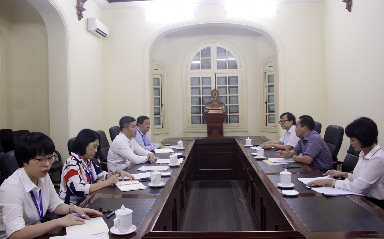 Quang cảnh buổi làm việc (Ảnh: Thành Luân).