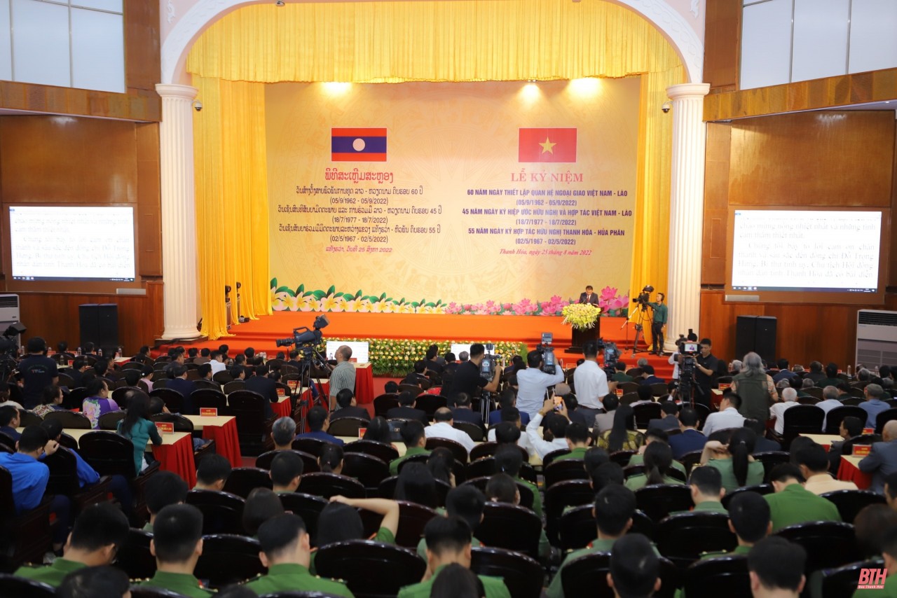 Toàn cảnh buổi lễ (Ảnh: Báo Thanh Hóa).