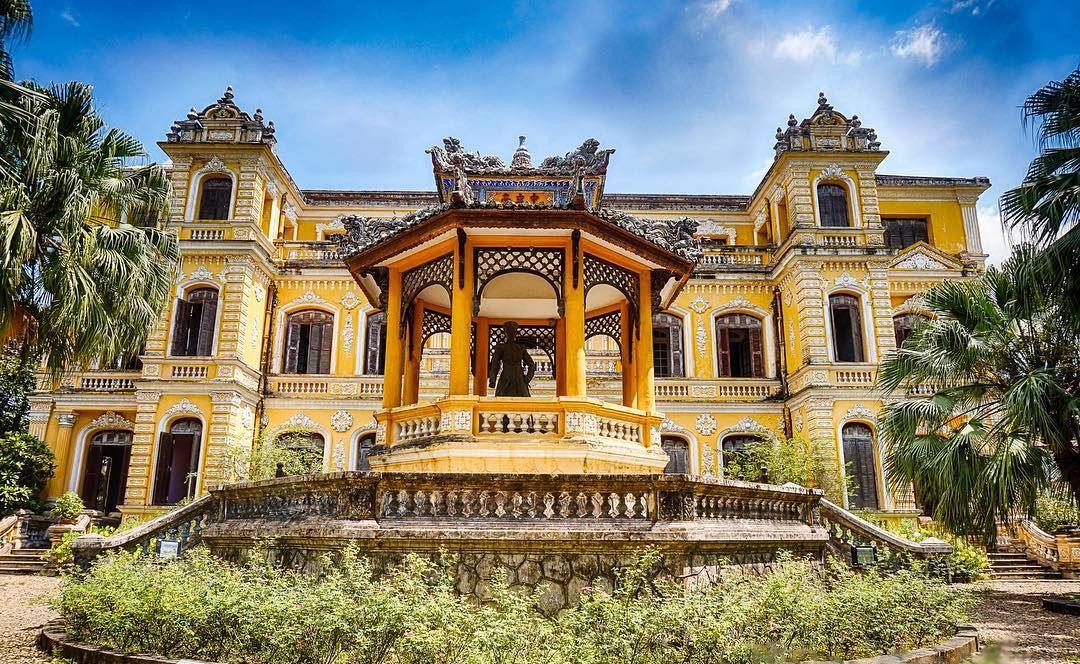 Pháp viện trợ Huế gần 900 triệu tu bổ mái Khải Tường lâu thuộc cung An Định
