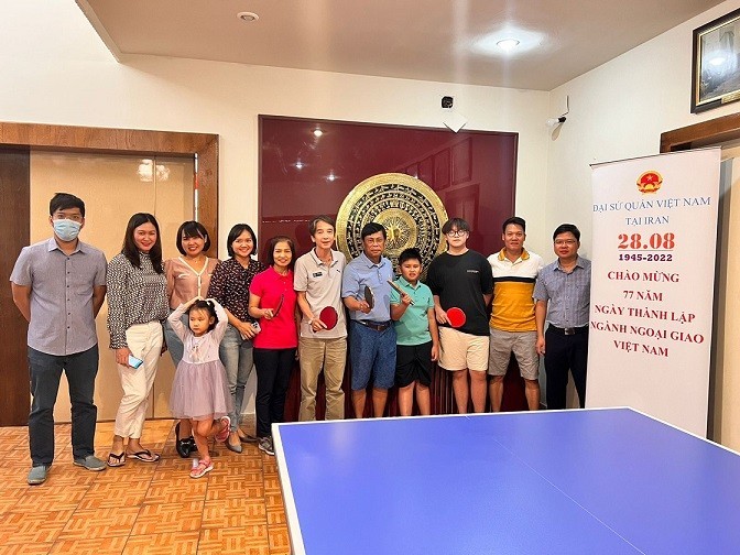 Đại sứ quán Việt Nam tại các nước mừng ngày thành lập ngành