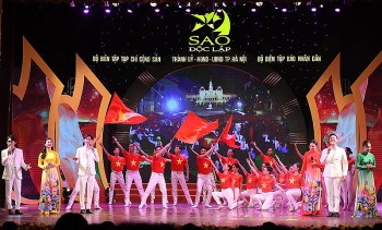 Giao lưu nghệ thuật “Sao Độc lập - Việt Nam đất nước anh hùng