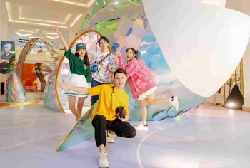 “Lạc giữa đa vũ trụ” cùng dàn TikTokers triệu view dịp Trung thu 2022