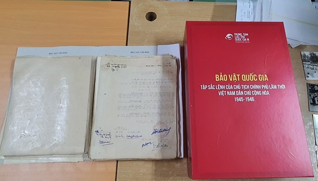 Thăm nơi lưu giữ Tập Sắc lệnh của Chủ tịch Chính phủ lâm thời Việt Nam | Văn hóa | Vietnam+ (VietnamPlus)