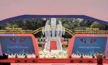 Tăng cường hợp tác giữa các địa phương, làm sâu sắc hơn quan hệ Việt Nam - Lào