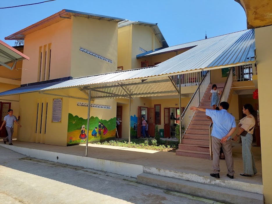 ChildFund bàn giao công trình nhà ở nội trú, nhà ăn và nhà bếp tại Cao Bằng