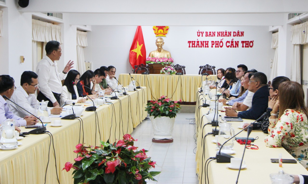 Đoàn Hiệp hội Du lịch một số quốc gia Đông Nam Á khảo sát du lịch tại TP Cần Thơ