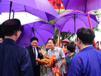 Giám đốc Audrey Azoulay: Thật tuyệt vời khi được ở lại trong không gian Đại nội Huế