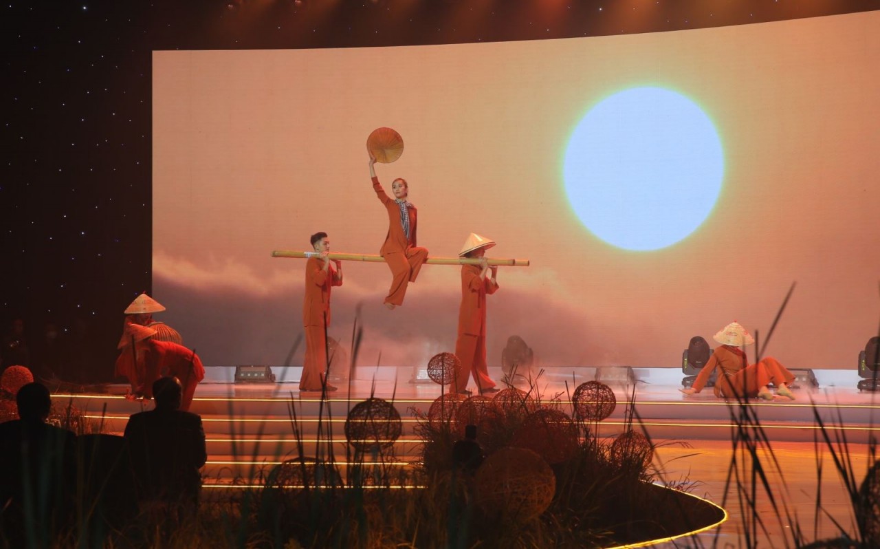 Gala "Tinh hoa Việt Nam": Cội nguồn của văn minh và văn hóa Việt Nam