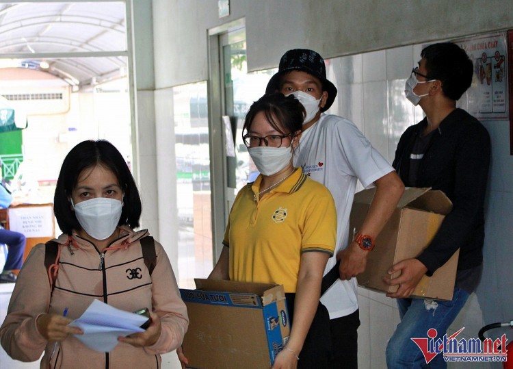 Những đứa trẻ không được vui tết Trung thu bên gia đình