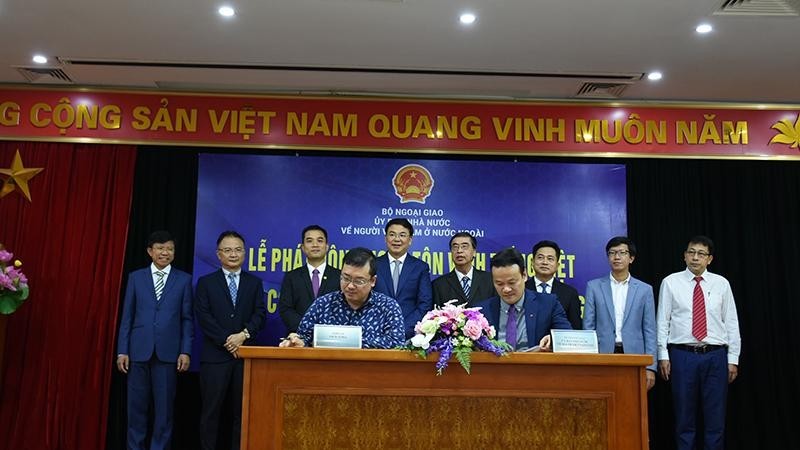 Tôn vinh tiếng Việt trong cộng đồng người Việt Nam ở nước ngoài
