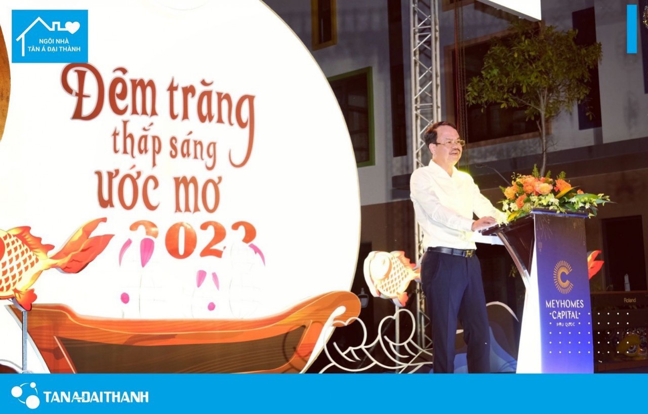 Hàng nghìn trẻ em Phú Quốc tham gia “đêm trăng thắp sáng ước mơ”