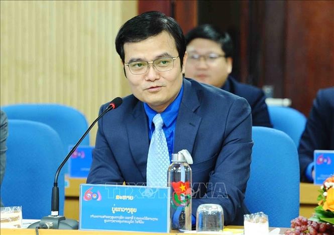 Trao truyền cho thanh thiếu nhi hai nước mối quan hệ đặc biệt Việt Nam - Lào