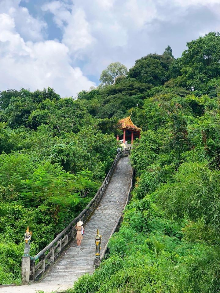 Chùa Tà Pạ - Ngôi chùa Khmer trên núi độc đáo ở An Giang