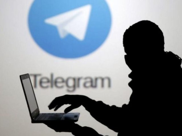 Loại tội phạm này thường sử dụng mạng xã hội Facebook, Zalo, Telegram… để lừa đảo.
