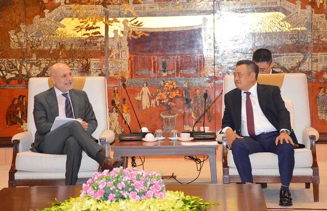Phát triển hơn nữa quan hệ giữa Hà Nội với các địa phương của Italia